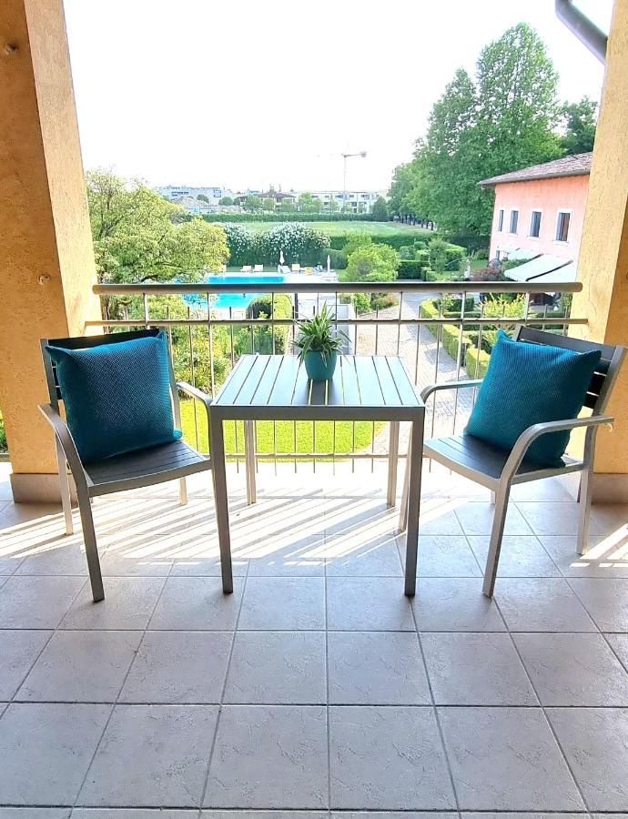 Ferienwohnung Dolce Blu Sirmione Rivoltella del Garda Exterior foto