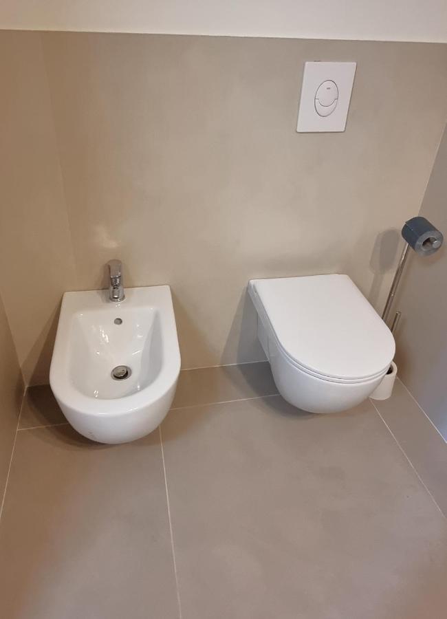 Ferienwohnung Dolce Blu Sirmione Rivoltella del Garda Exterior foto
