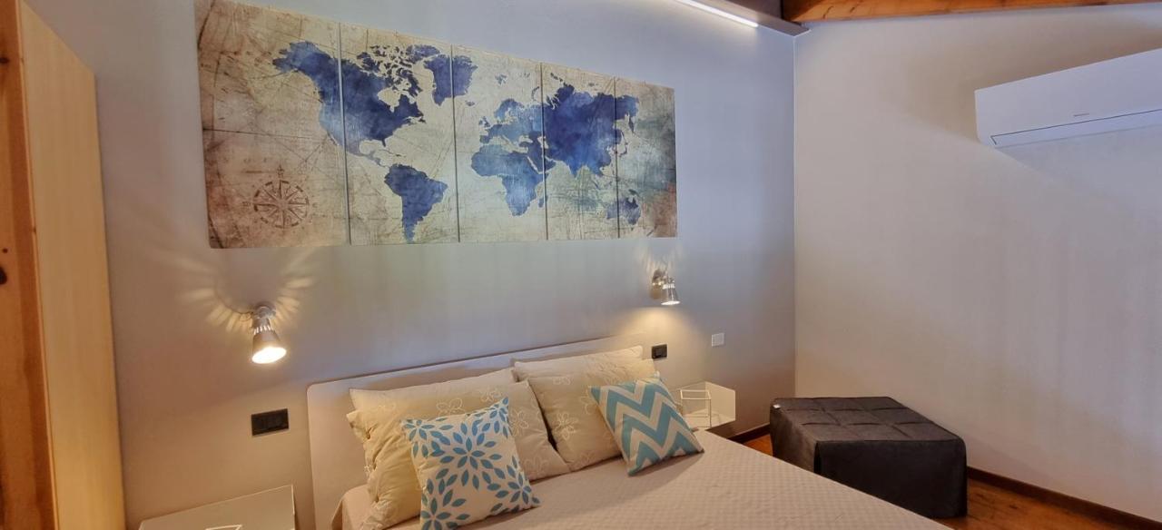 Ferienwohnung Dolce Blu Sirmione Rivoltella del Garda Exterior foto